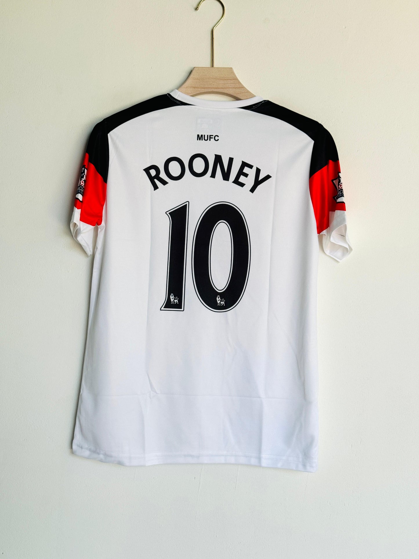 UNITED 2010/11 AWAY KIT ROONEY EMBROIDERY