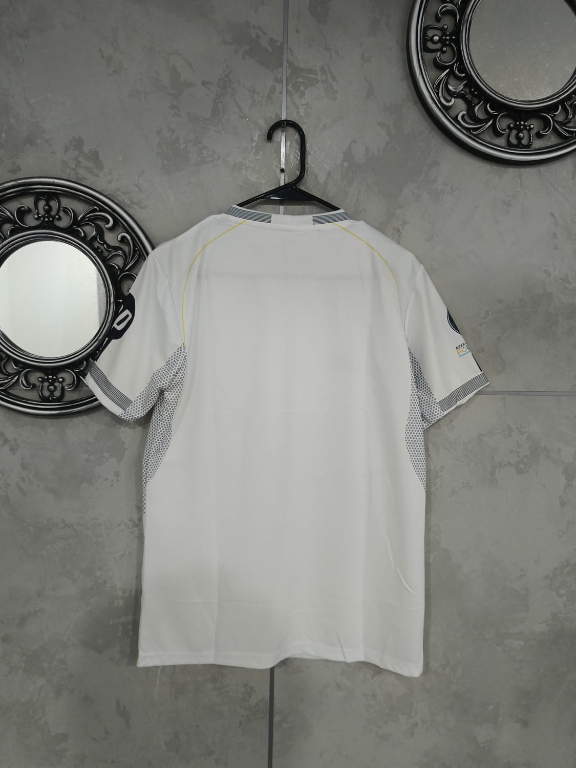 REAL MADRID 25-26 HOME KIT