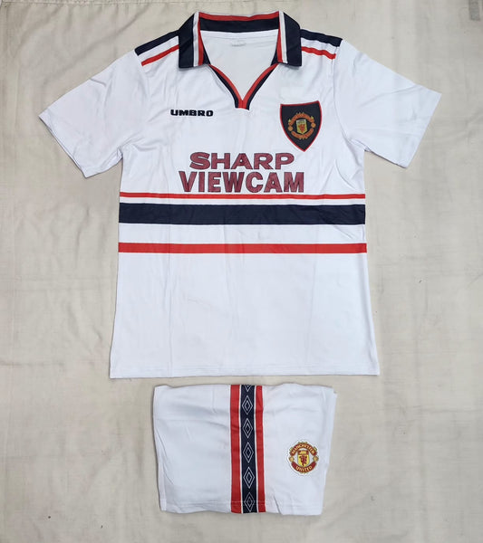 MAN UNITED RETRO KIT