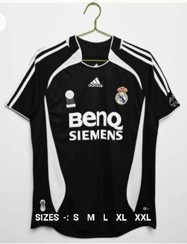 REAL MADRID 2006/07 AWAY RETRO KIT